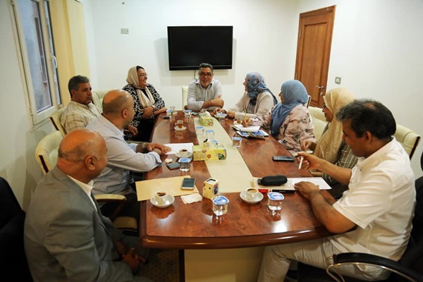 اللجنة التحضيرية لمهرجان الأدبي لأدب اليافعين.
